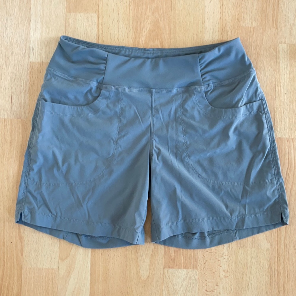Mountain Hardwear Hiking shorts